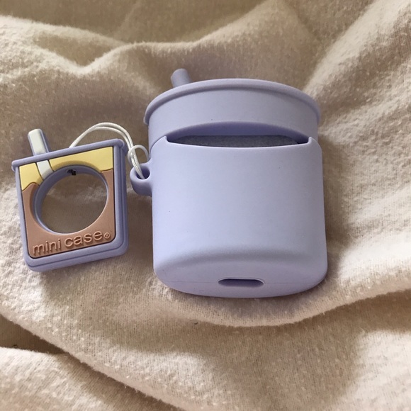 SALE Brand new lavender bubble tea AirPods case - Picture 3 of 4